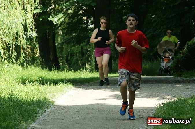 Zdjęcie w galerii na portalu naszraciborz.pl: Kolejna edycja akcji Polska Biega, tym razem z Arturem Nogą wiadomości z regionu