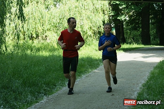 Zdjęcie w galerii na portalu naszraciborz.pl: Kolejna edycja akcji Polska Biega, tym razem z Arturem Nogą wiadomości z regionu