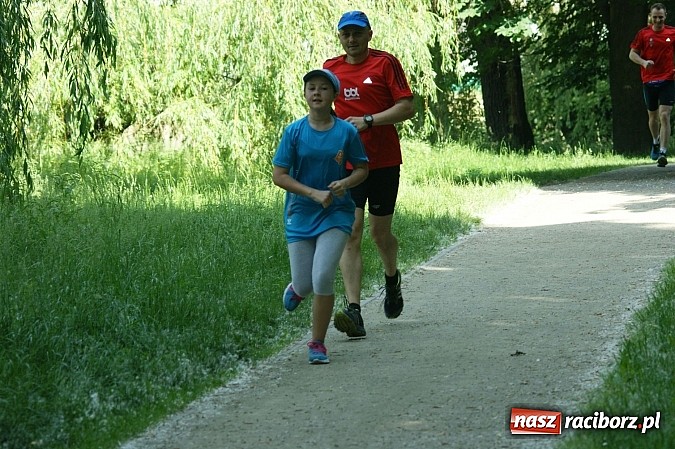 Zdjęcie w galerii na portalu naszraciborz.pl: Kolejna edycja akcji Polska Biega, tym razem z Arturem Nogą wiadomości z regionu