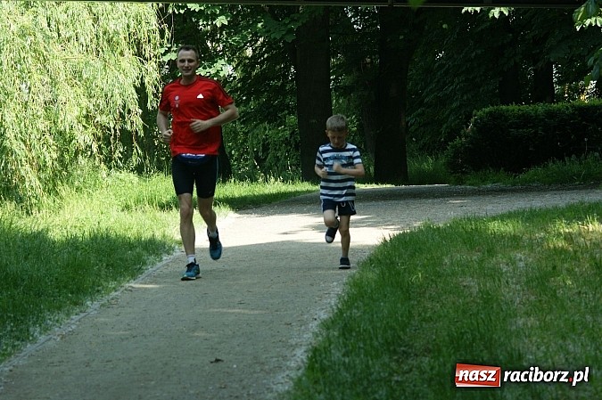 Zdjęcie w galerii na portalu naszraciborz.pl: Kolejna edycja akcji Polska Biega, tym razem z Arturem Nogą wiadomości z regionu