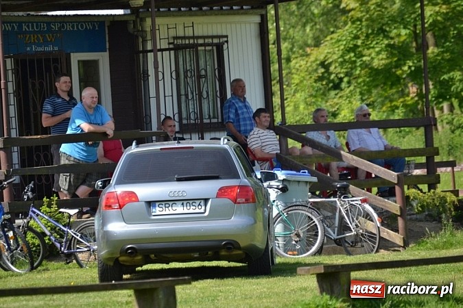 Zdjęcie w galerii na portalu naszraciborz.pl: Zryw bez szans w starciu z Borucinem wiadomości z regionu
