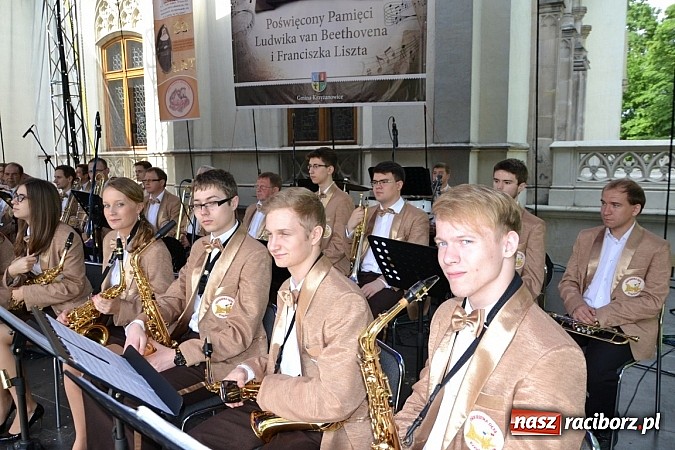 Zdjęcie w galerii na portalu naszraciborz.pl: Spotkanie gmin partnerskich i koncert na wspomnienie wielkich kompozytorów wiadomości z regionu