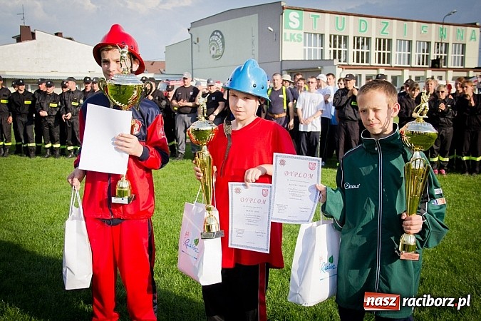 Zdjęcie w galerii na portalu naszraciborz.pl: OSP Brzezie zn&oacute;w najlepsze w miejskich zawodach sportowo-pożarniczych! wiadomości z regionu