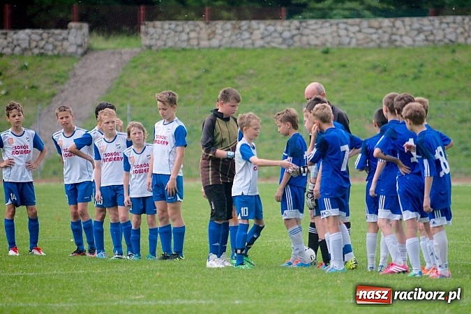 Zdjęcie w galerii na portalu naszraciborz.pl: ŚLT: Niebiescy górą nad Unitami wiadomości z regionu