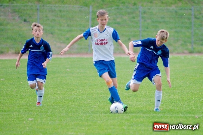 Zdjęcie w galerii na portalu naszraciborz.pl: ŚLT: Niebiescy górą nad Unitami wiadomości z regionu