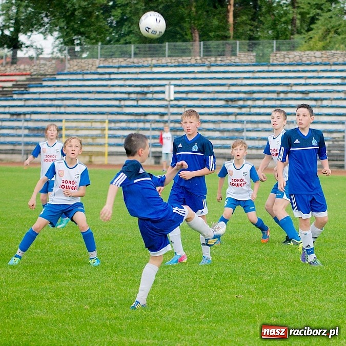 Zdjęcie w galerii na portalu naszraciborz.pl: ŚLT: Niebiescy górą nad Unitami wiadomości z regionu