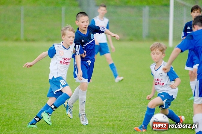 Zdjęcie w galerii na portalu naszraciborz.pl: ŚLT: Niebiescy górą nad Unitami wiadomości z regionu