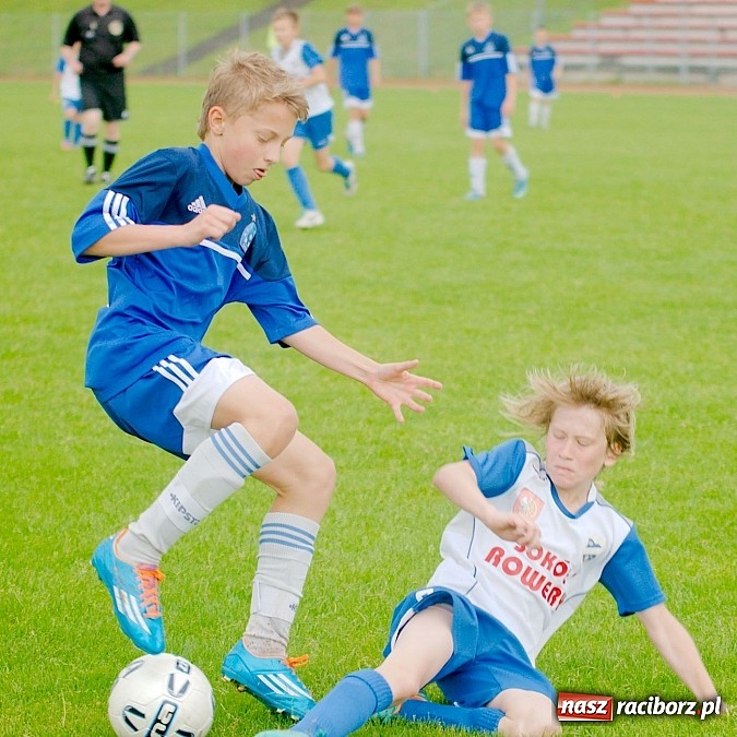 Zdjęcie w galerii na portalu naszraciborz.pl: ŚLT: Niebiescy górą nad Unitami wiadomości z regionu