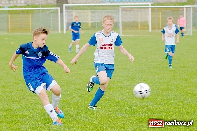 Zdjęcie w galerii na portalu naszraciborz.pl: ŚLT: Niebiescy górą nad Unitami wiadomości z regionu