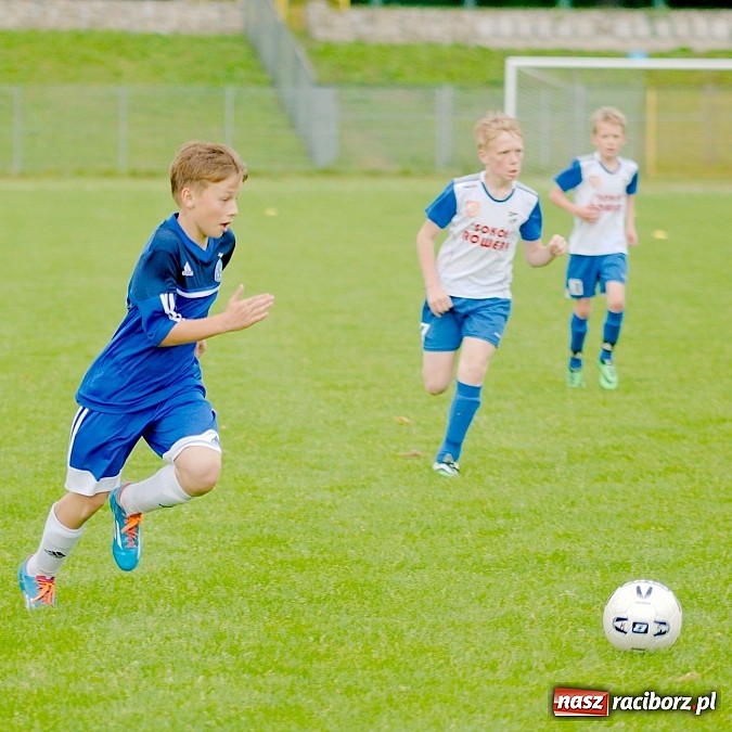 Zdjęcie w galerii na portalu naszraciborz.pl: ŚLT: Niebiescy górą nad Unitami wiadomości z regionu