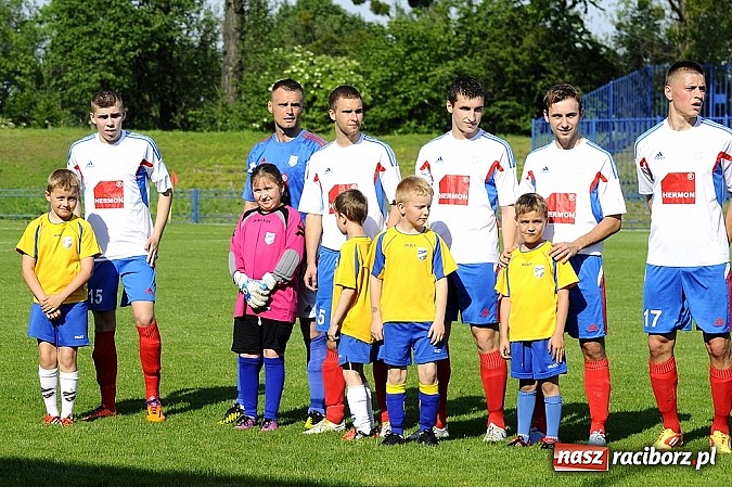 Zdjęcie w galerii na portalu naszraciborz.pl: Pewna wygrana Unii z GTS-em Bojszowy wiadomości z regionu