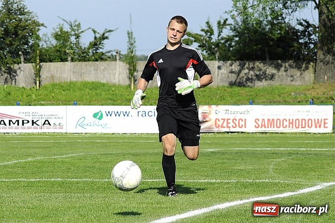 Zdjęcie w galerii na portalu naszraciborz.pl: Pewna wygrana Unii z GTS-em Bojszowy wiadomości z regionu