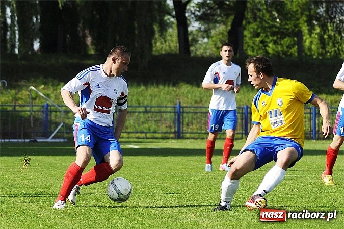 Zdjęcie w galerii na portalu naszraciborz.pl: Pewna wygrana Unii z GTS-em Bojszowy wiadomości z regionu