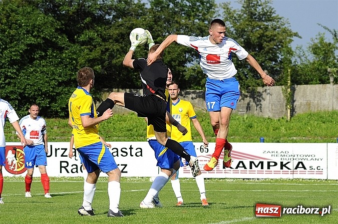 Zdjęcie w galerii na portalu naszraciborz.pl: Pewna wygrana Unii z GTS-em Bojszowy wiadomości z regionu