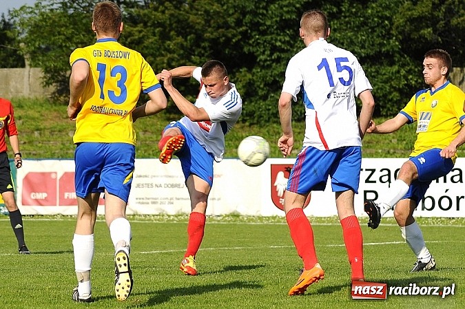 Zdjęcie w galerii na portalu naszraciborz.pl: Pewna wygrana Unii z GTS-em Bojszowy wiadomości z regionu