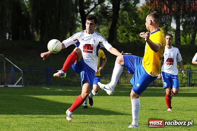 Zdjęcie w galerii na portalu naszraciborz.pl: Pewna wygrana Unii z GTS-em Bojszowy wiadomości z regionu