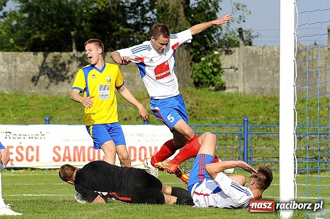 Zdjęcie w galerii na portalu naszraciborz.pl: Pewna wygrana Unii z GTS-em Bojszowy wiadomości z regionu