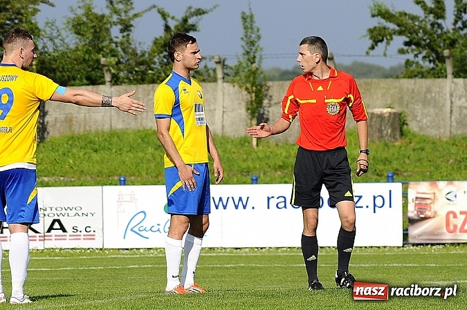 Zdjęcie w galerii na portalu naszraciborz.pl: Pewna wygrana Unii z GTS-em Bojszowy wiadomości z regionu