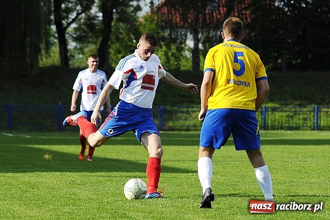 Zdjęcie w galerii na portalu naszraciborz.pl: Pewna wygrana Unii z GTS-em Bojszowy wiadomości z regionu