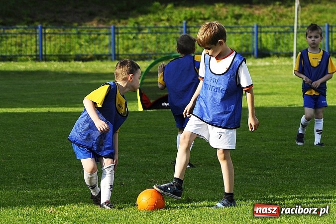 Zdjęcie w galerii na portalu naszraciborz.pl: Pewna wygrana Unii z GTS-em Bojszowy wiadomości z regionu