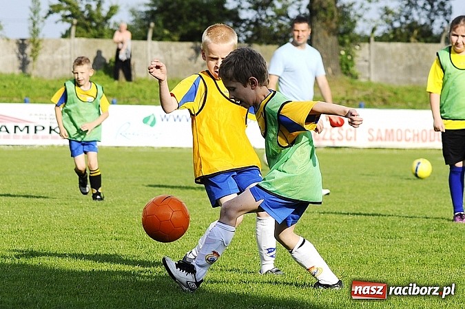 Zdjęcie w galerii na portalu naszraciborz.pl: Pewna wygrana Unii z GTS-em Bojszowy wiadomości z regionu