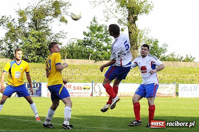 Zdjęcie w galerii na portalu naszraciborz.pl: Pewna wygrana Unii z GTS-em Bojszowy wiadomości z regionu