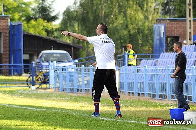 Zdjęcie w galerii na portalu naszraciborz.pl: Pewna wygrana Unii z GTS-em Bojszowy wiadomości z regionu