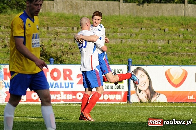 Zdjęcie w galerii na portalu naszraciborz.pl: Pewna wygrana Unii z GTS-em Bojszowy wiadomości z regionu
