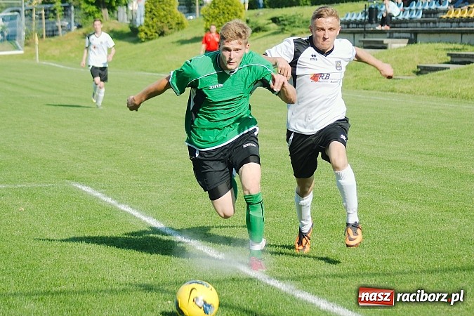 Zdjęcie w galerii na portalu naszraciborz.pl: Nawet Święty Piotr nie pomógł Ocicom. Bez goli przy Tuwima wiadomości z regionu