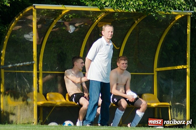 Zdjęcie w galerii na portalu naszraciborz.pl: Nawet Święty Piotr nie pomógł Ocicom. Bez goli przy Tuwima wiadomości z regionu