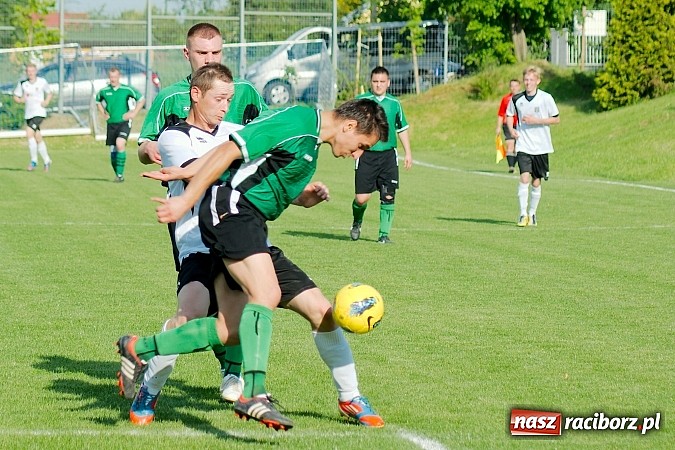 Zdjęcie w galerii na portalu naszraciborz.pl: Nawet Święty Piotr nie pomógł Ocicom. Bez goli przy Tuwima wiadomości z regionu