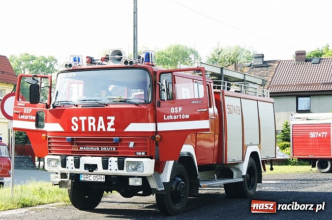 Zdjęcie w galerii na portalu naszraciborz.pl: Druhowie z gminy Pietrowice Wielkie pielgrzymowali wczoraj do św. Krzyża wiadomości z regionu