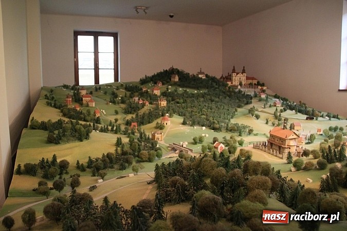 Zdjęcie w galerii na portalu naszraciborz.pl: Wojnowiczanie na papieskim szlaku wiadomości z regionu