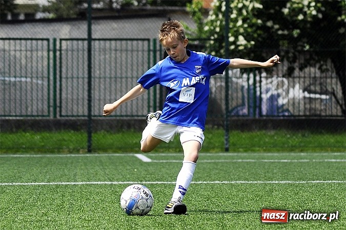 Zdjęcie w galerii na portalu naszraciborz.pl: Orliki Unii przegrały z Czarnymi Gorzyce wiadomości z regionu