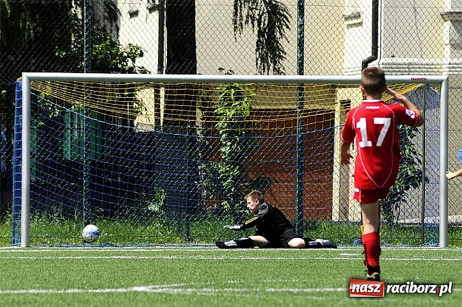 Zdjęcie w galerii na portalu naszraciborz.pl: Orliki Unii przegrały z Czarnymi Gorzyce wiadomości z regionu