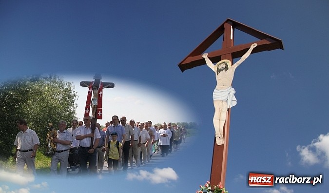 Zdjęcie w galerii na portalu naszraciborz.pl: W Wojnowicach szli do krzyża wiadomości z regionu