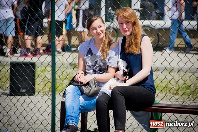 Zdjęcie w galerii na portalu naszraciborz.pl: Jedenaście teamów rywalizowało w streetballa  wiadomości z regionu