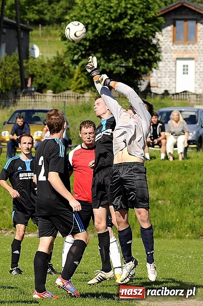 Zdjęcie w galerii na portalu naszraciborz.pl: Brzezie i Kobyla podzieliły się punktami wiadomości z regionu