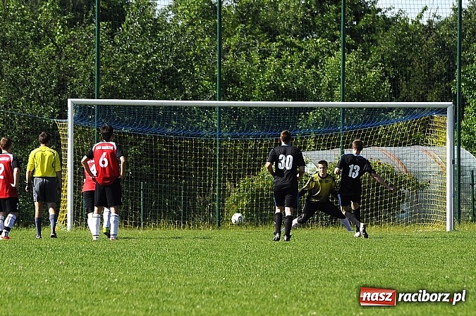 Zdjęcie w galerii na portalu naszraciborz.pl: Brzezie i Kobyla podzieliły się punktami wiadomości z regionu