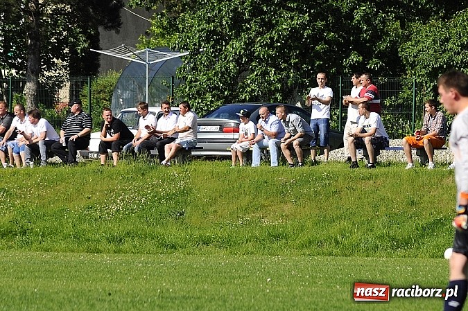 Zdjęcie w galerii na portalu naszraciborz.pl: Brzezie i Kobyla podzieliły się punktami wiadomości z regionu