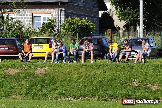 Zdjęcie w galerii na portalu naszraciborz.pl: Brzezie i Kobyla podzieliły się punktami wiadomości z regionu