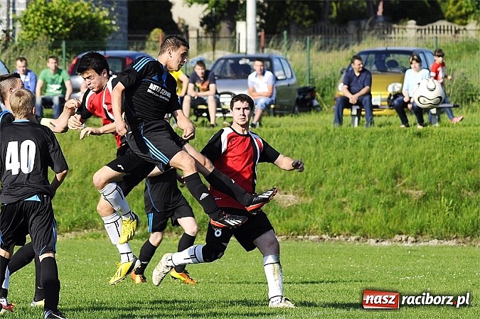 Zdjęcie w galerii na portalu naszraciborz.pl: Brzezie i Kobyla podzieliły się punktami wiadomości z regionu