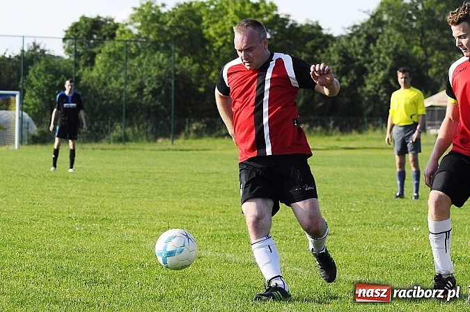 Zdjęcie w galerii na portalu naszraciborz.pl: Brzezie i Kobyla podzieliły się punktami wiadomości z regionu