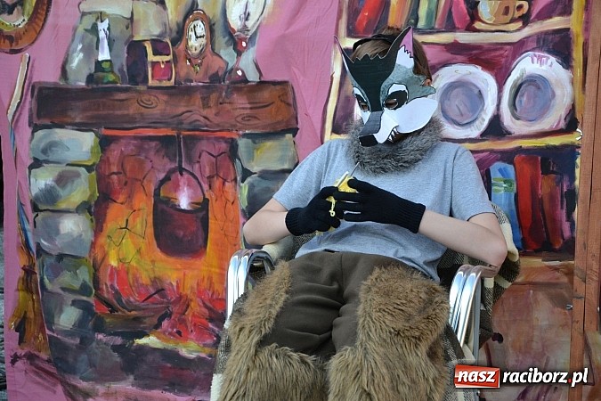 Zdjęcie w galerii na portalu naszraciborz.pl: Zamkowy piknik dla mam już za nami wiadomości z regionu