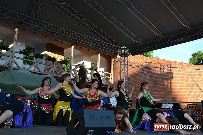 Zdjęcie w galerii na portalu naszraciborz.pl: Zamkowy piknik dla mam już za nami wiadomości z regionu