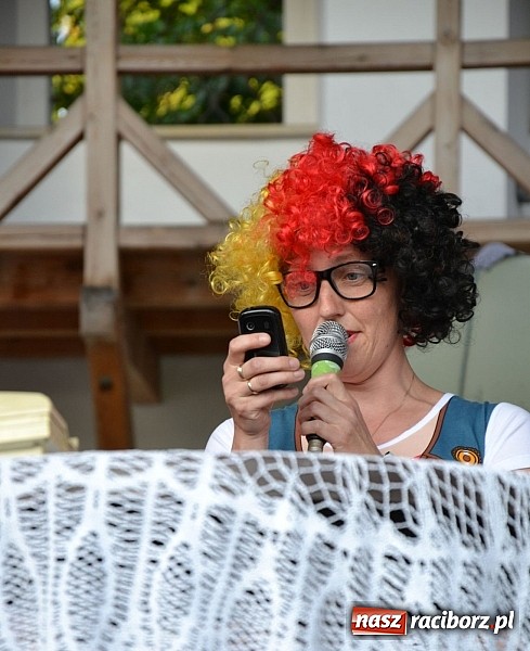 Zdjęcie w galerii na portalu naszraciborz.pl: Zamkowy piknik dla mam już za nami wiadomości z regionu