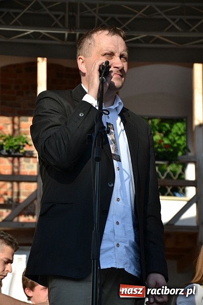 Zdjęcie w galerii na portalu naszraciborz.pl: Zamkowy piknik dla mam już za nami wiadomości z regionu