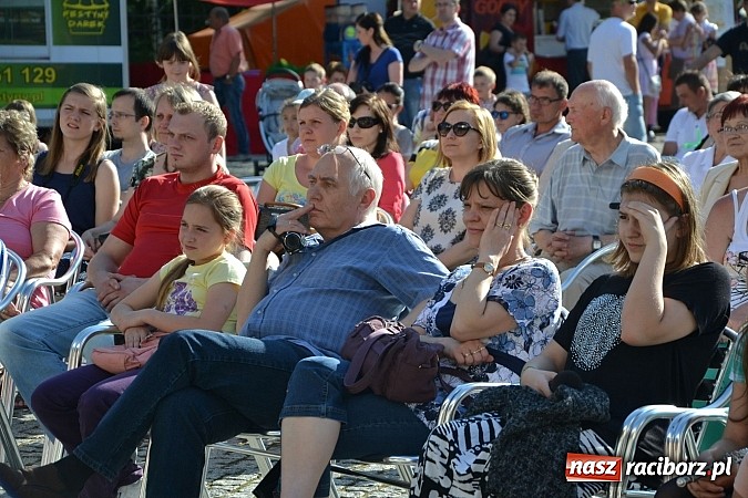 Zdjęcie w galerii na portalu naszraciborz.pl: Zamkowy piknik dla mam już za nami wiadomości z regionu