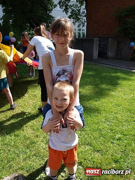 Zdjęcie w galerii na portalu naszraciborz.pl: VII Metropolitarne Święto Rodzin pod hasłem Rodzina bliżej siebie wiadomości z regionu