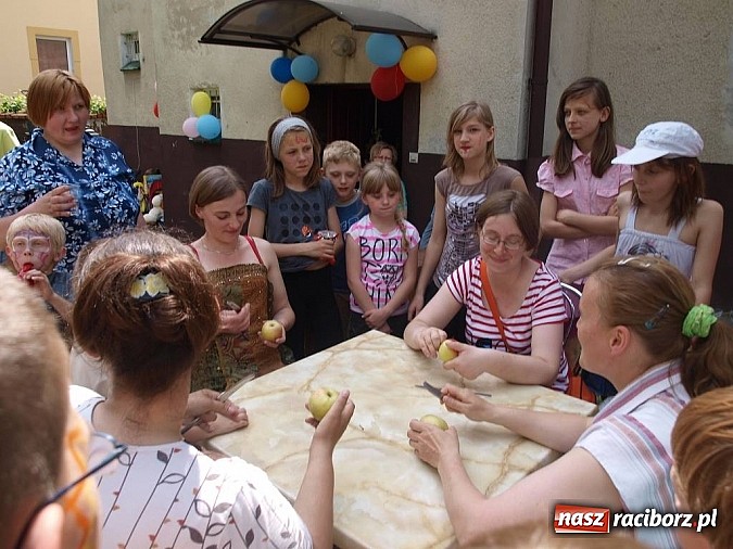 Zdjęcie w galerii na portalu naszraciborz.pl: VII Metropolitarne Święto Rodzin pod hasłem Rodzina bliżej siebie wiadomości z regionu